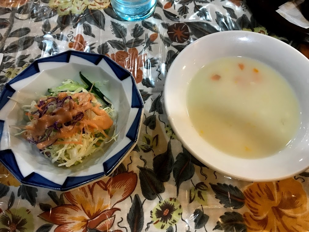 レストラン海洋　サラダとスープ