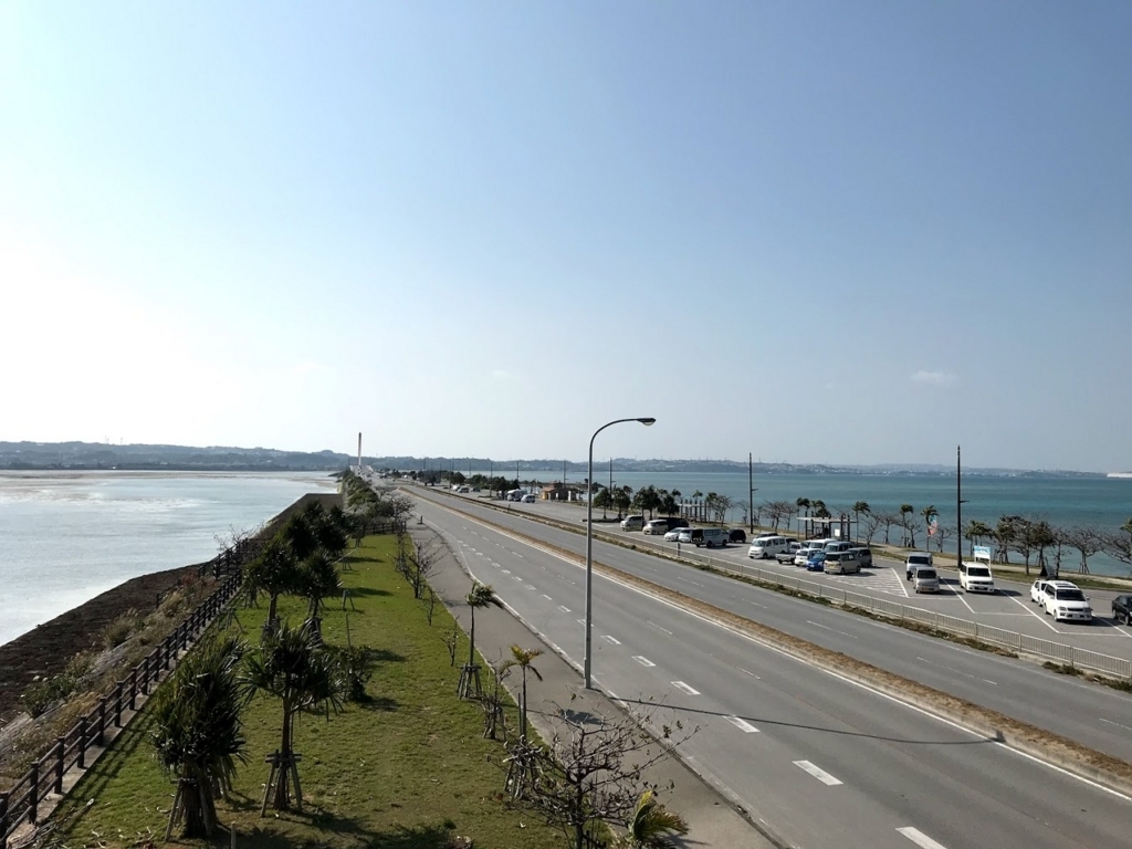 海中道路１　あやはし館の歩道橋より