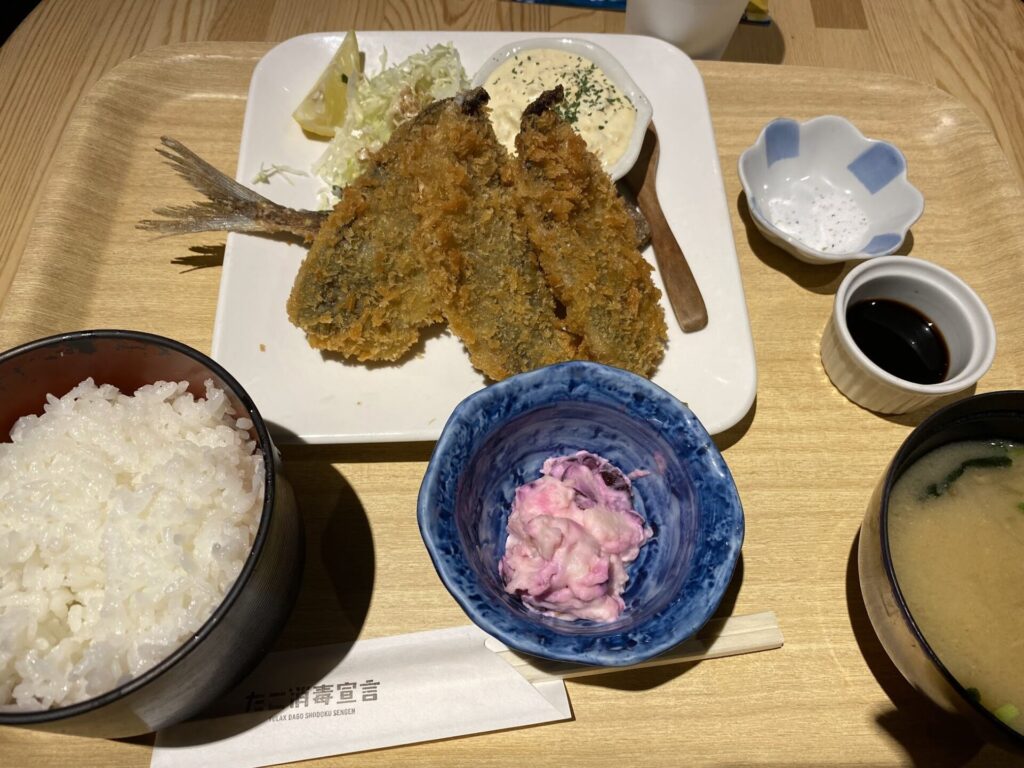 湯らっくす アジフライ定食