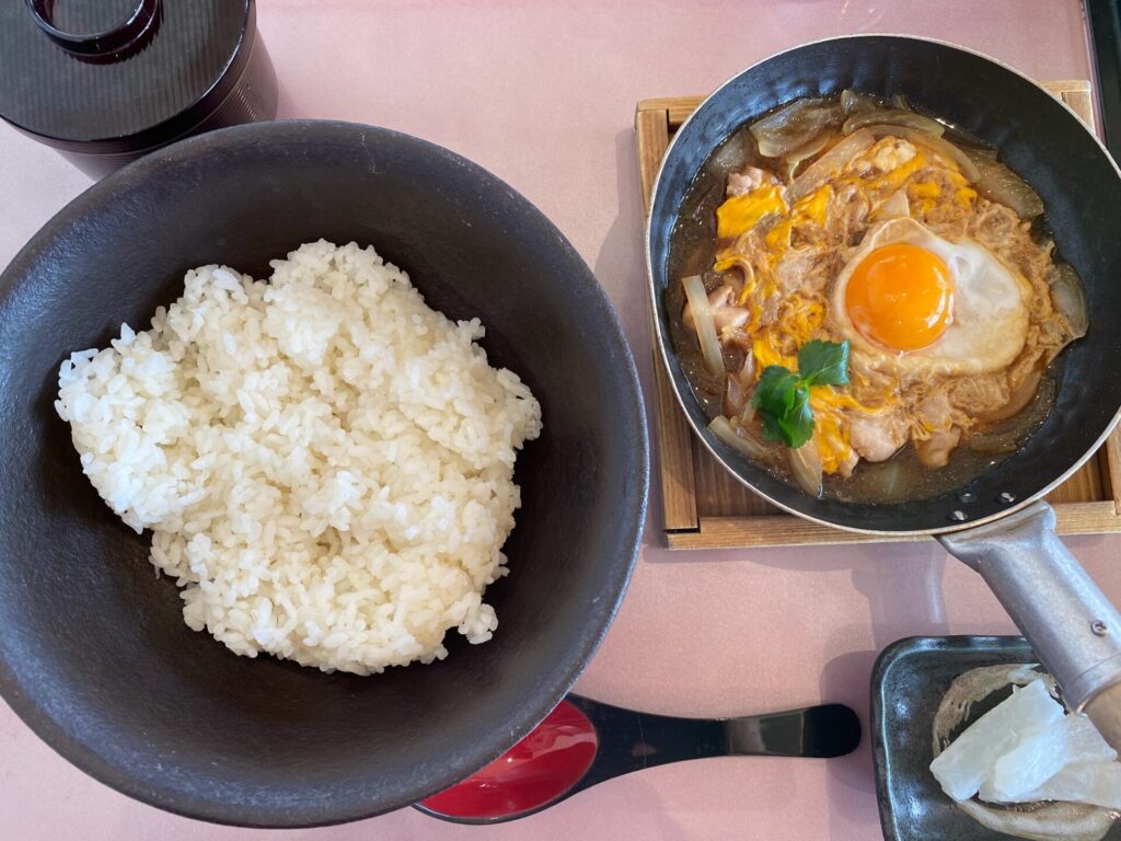 天然温泉 風の森　親子丼