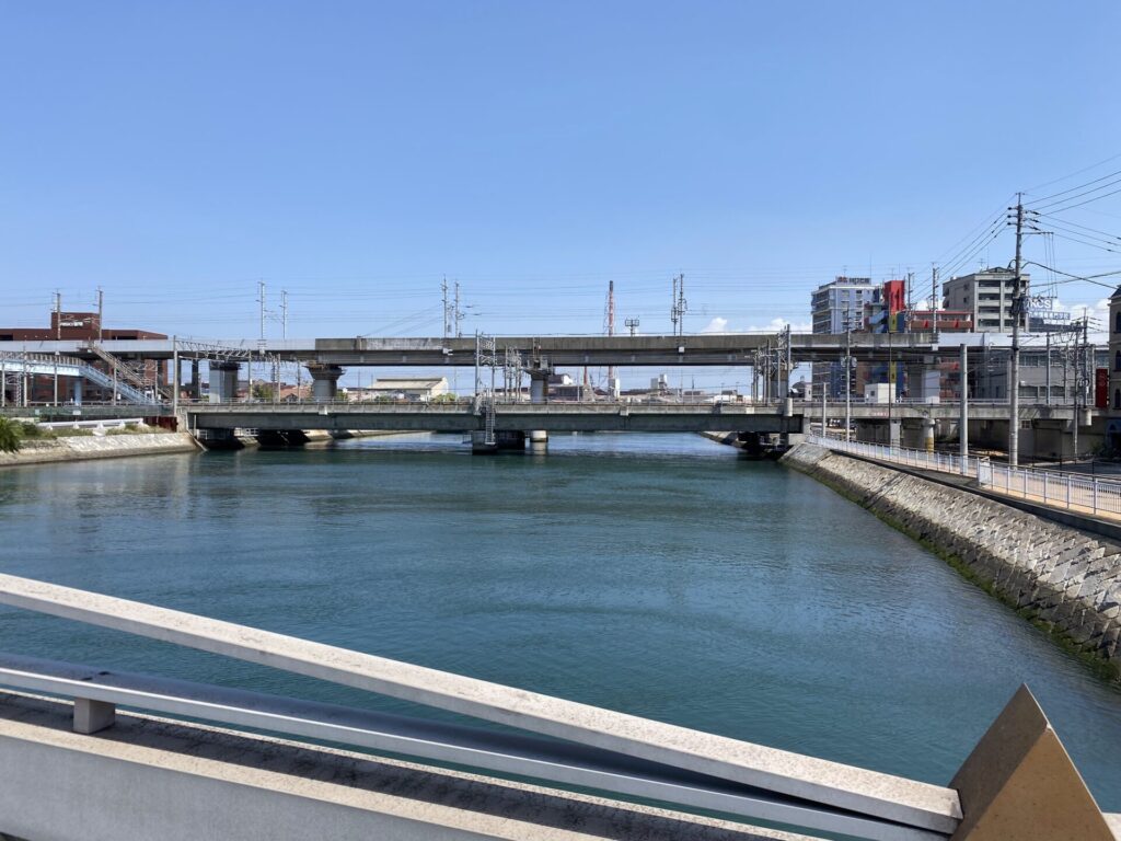 小倉駅近くの橋からの風景