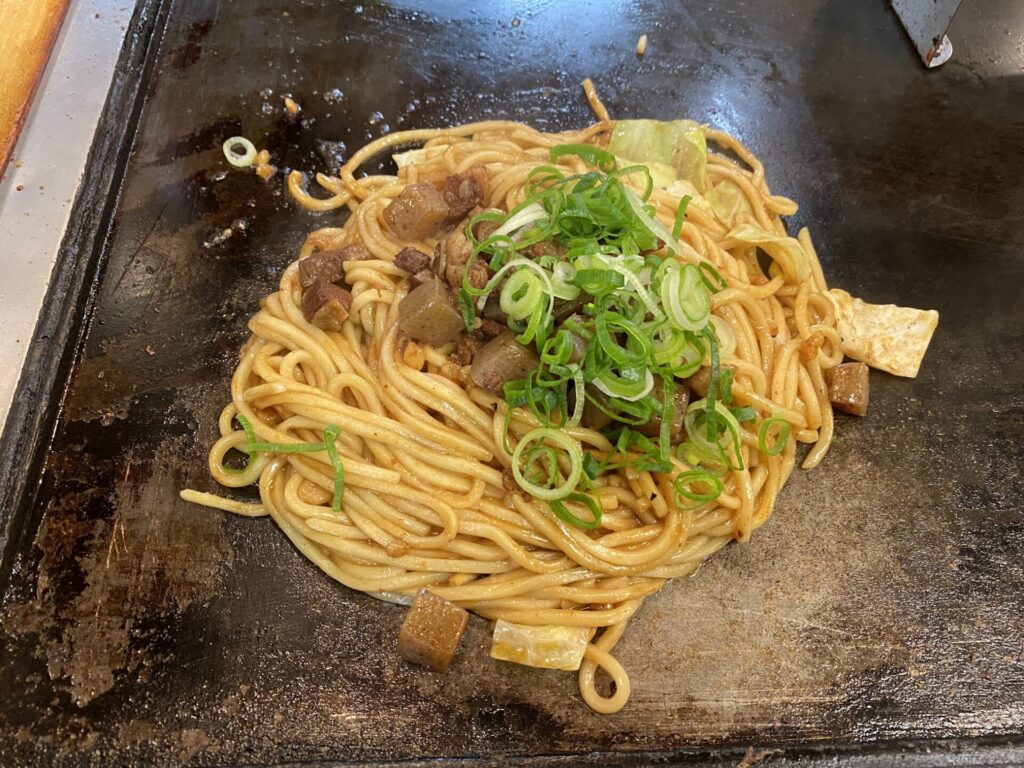 長田本庄軒　ぼっかけ焼きそば