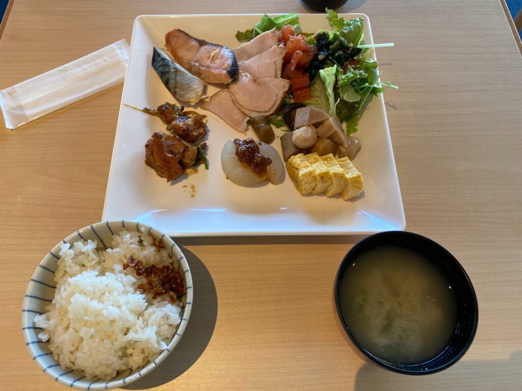 スパ＆ホテル水春　松井山手　朝食